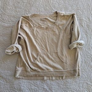 Slouch athletic sweatshirt neutral color.